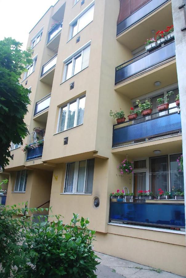 Bartakovics Apartman Eger Extérieur photo